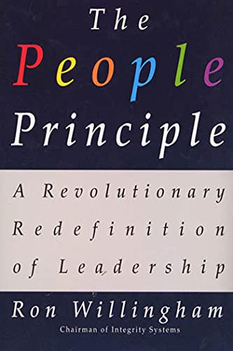 The People Principle: A Revolutionary Redefinition of Leadership - Paperback