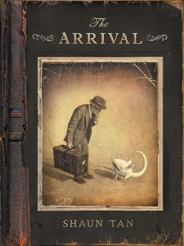 The Arrival - Paperback