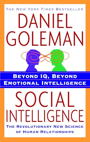 Social Intelligence: The New Science of Human Relationships - Paperback