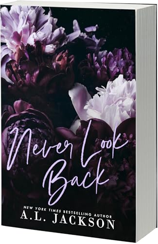 Never Look Back - Paperback
