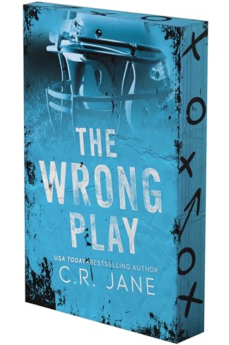 The Wrong Play: A Football Romance (Deluxe Limited Edition) - Paperback